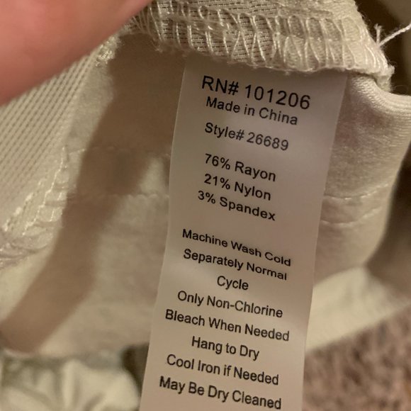 Soft Surroundings Khaki Walking Shorts Small - Picture 6 of 6